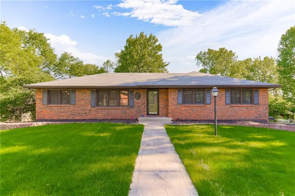 1306 NE 77th Street, Kansas City, MO 64118 - #1