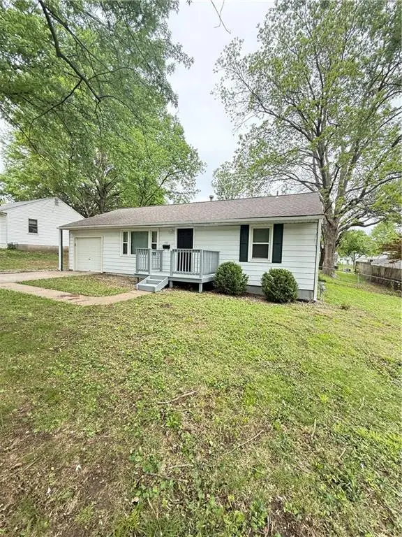1000 NE 66th Terrace, Gladstone, MO 64118 - #2