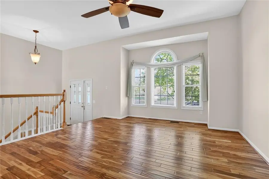 634 Hillcrest Circle, Lansing, KS 66043 - #2