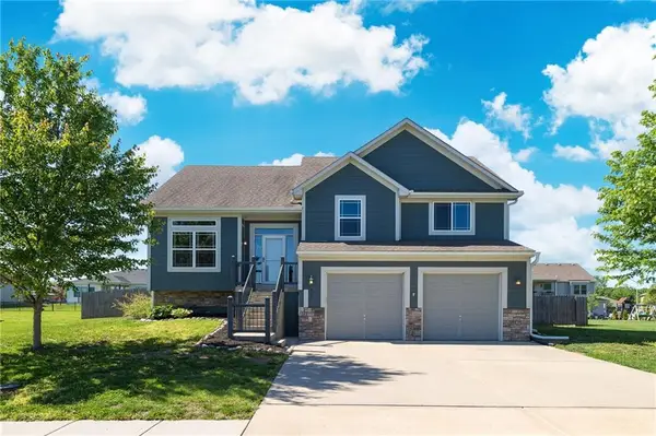817 W Rader Street, Lone Jack, MO 64086