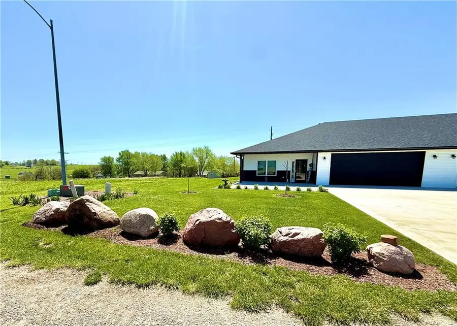 30624 Porter Drive, Maryville, MO 64468 - #2