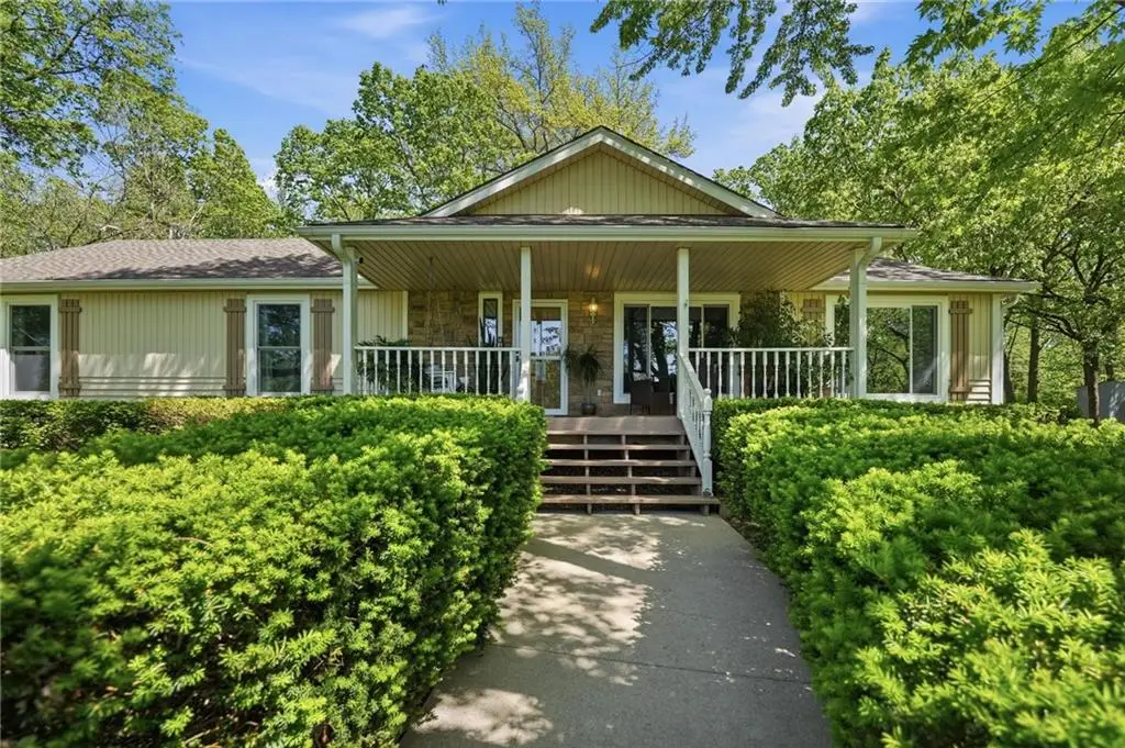 715 Dickinson Road, Independence, MO 64050 - #1