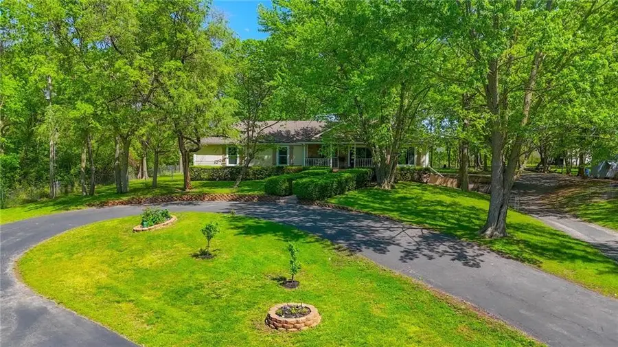 715 Dickinson Road, Independence, MO 64050 - #2