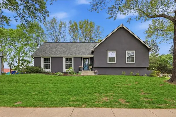 2601 W 121 Street, Leawood, KS 66209