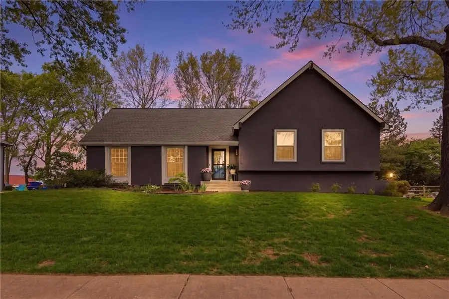 2601 W 121 Street, Leawood, KS 66209 - #2