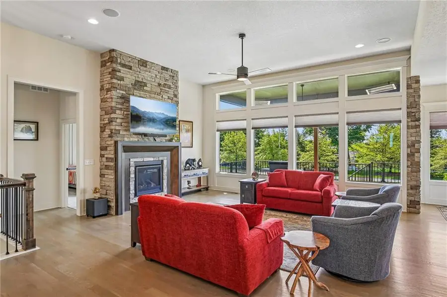 3121 SW Merriam Drive, Lees Summit, MO 64081 - #3