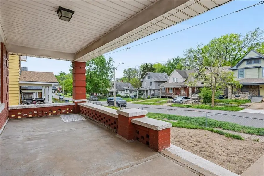 3601 Park Avenue, Kansas City, MO 64109 - #3