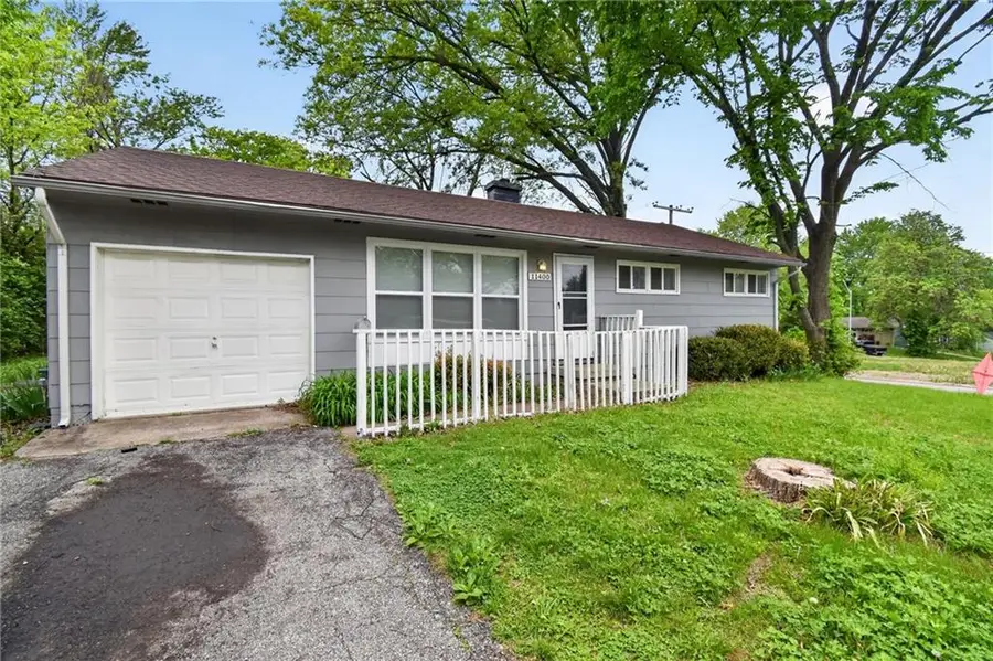 11400 Sycamore Terrace, Kansas City, MO 64134 - #2
