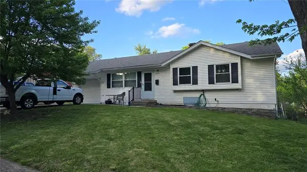 3521 S Rogers Lane, Independence, MO 64055
