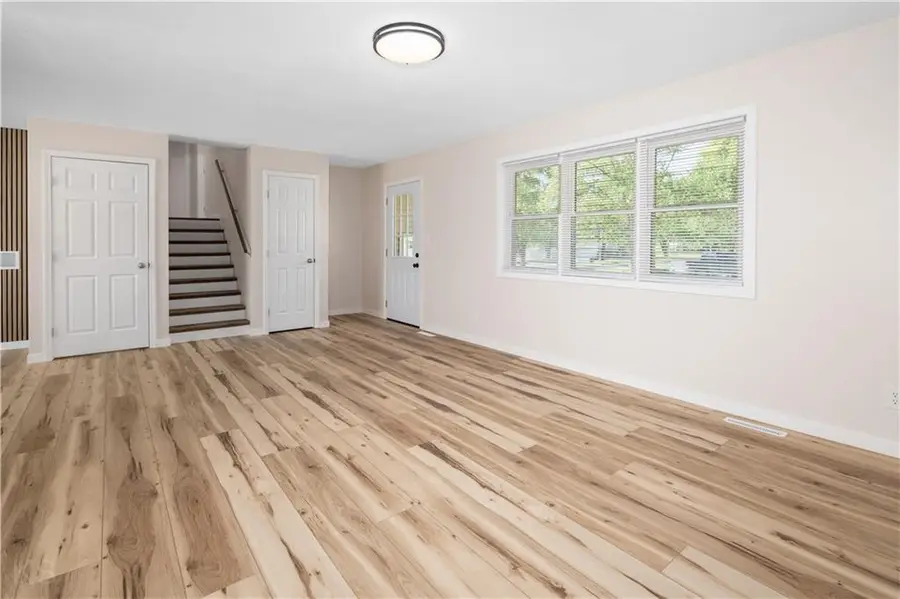 2881 Southgate Loop N/a, Sedalia, MO 65301 - #3