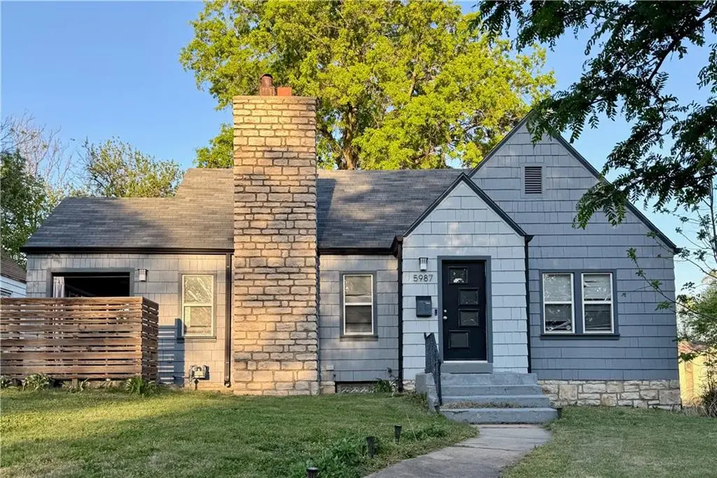 5987 Paseo Boulevard, Kansas City, MO 64110 - #1