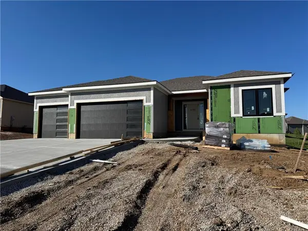 2609 NE Crestview Street, Blue Springs, MO 64029