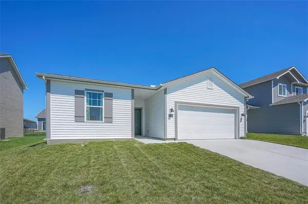 27018 E Sycamore Street, Lee's Summit, MO 64086