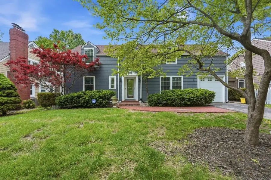 2105 W 50th Terrace, Mission Woods, KS 66205 - #2