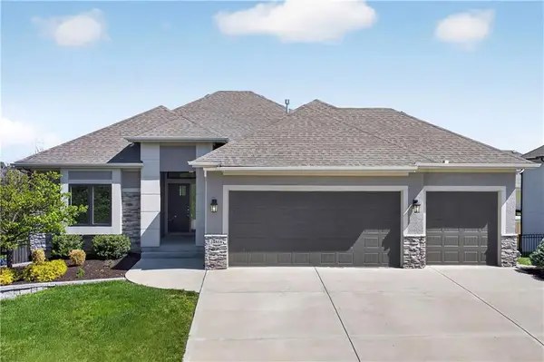 24818 W 89th Street, Lenexa, KS 66227