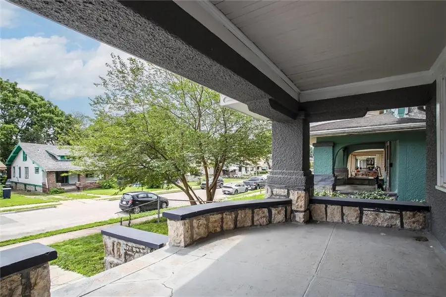 4008 College Avenue, Kansas City, MO 64130 - #3