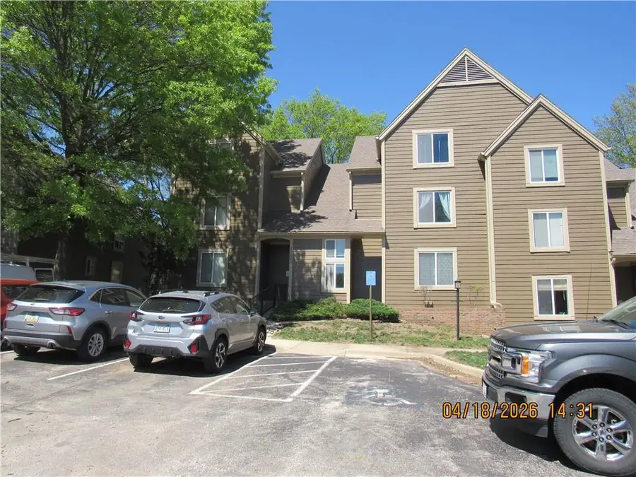 11130 Nieman Road #101, Overland Park, KS 66210 - #2