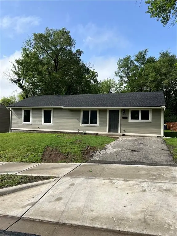 4655 E 43rd Terrace, Kansas City, MO 64130