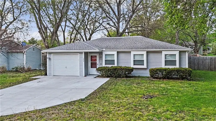 3804 Shadybrook Lane, Lawrence, KS 66047 - #2