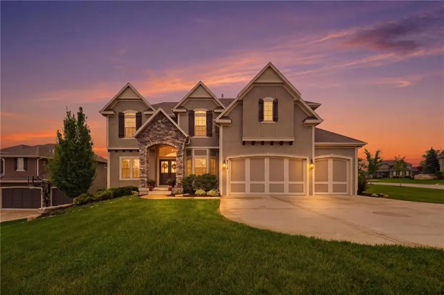 8117 Millridge Street, Lenexa, KS 66220 - #2