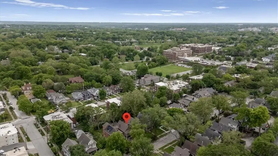 3709 Walnut Street, Kansas City, MO 64111 - #3