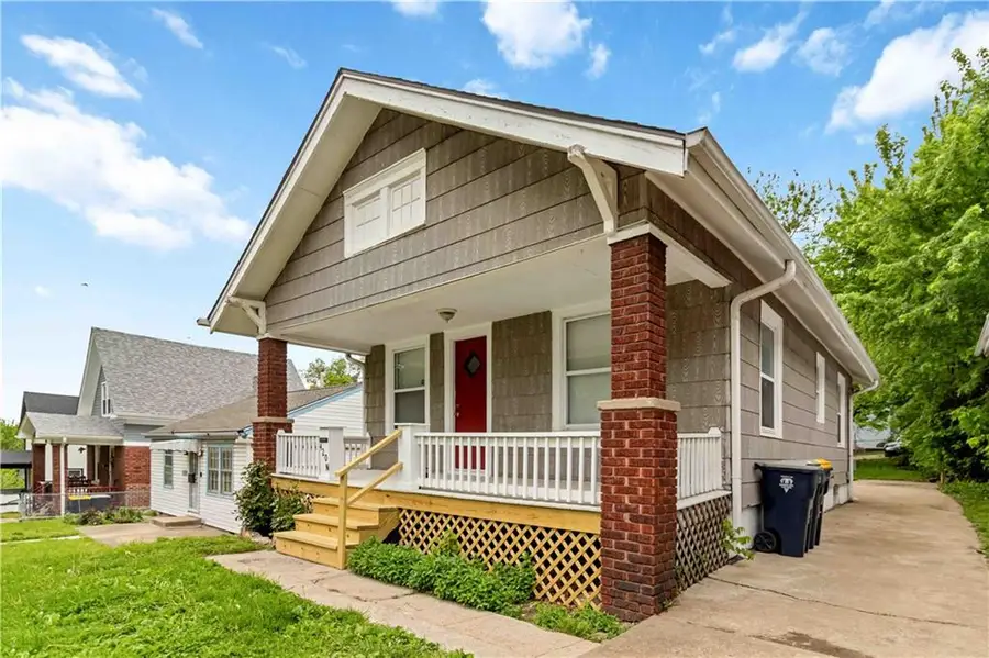 420 N Drury Avenue, Kansas City, MO 64123 - #2