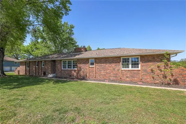 704 N Urich Road, Clinton, MO 64735
