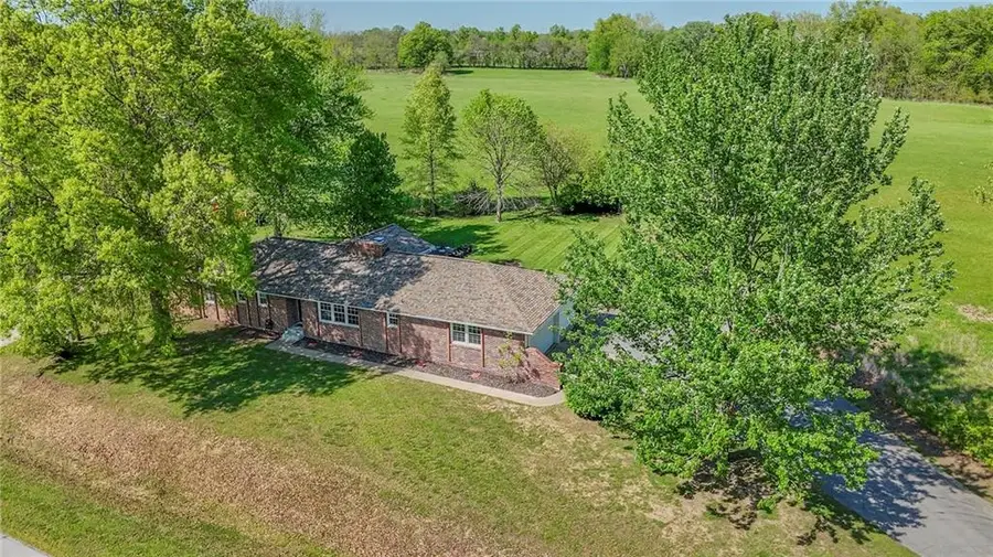 704 N Urich Road, Clinton, MO 64735 - #2