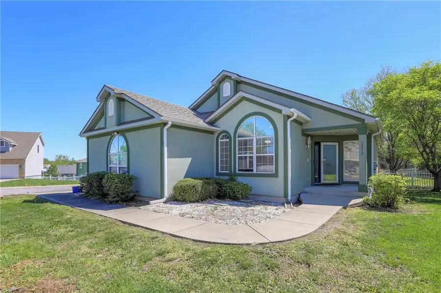 19619 E 7th Street Court N, Independence, MO 64056 - #2