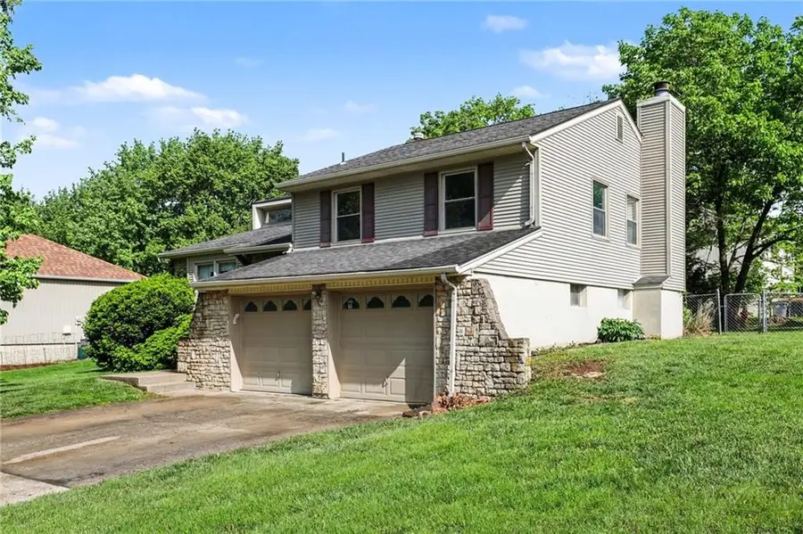 16100 W 130th Terrace, Olathe, KS 66062 - #2