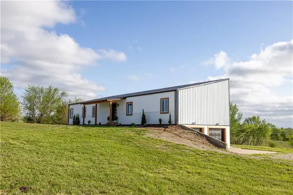 7492 County Road 64 Road, Savannah, MO 64485