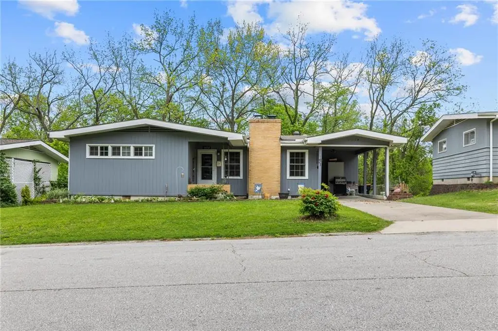 1014 Anderson Street, Warrensburg, MO 64093 - #1