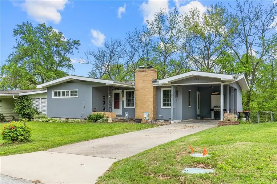 1014 Anderson Street, Warrensburg, MO 64093 - #2