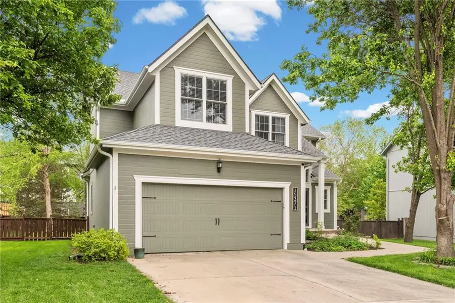 15371 S Navaho Drive, Olathe, KS 66062 - #2