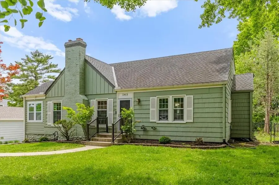 2813 W 51st Street, Westwood, KS 66205 - #3