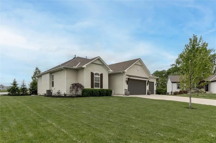 19701 W 198th Court, Spring Hill, KS 66083 - #3