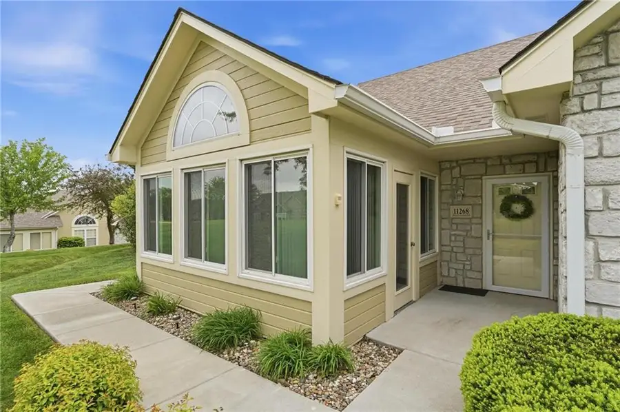 11268 S Pflumm Street, Lenexa, KS 66215 - #3