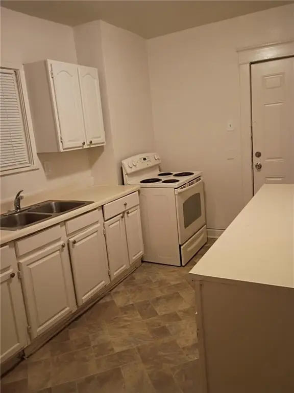 2627 College Avenue, Kansas City, MO 64127 - #3