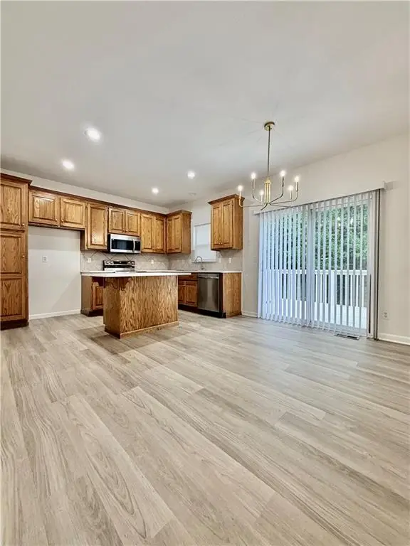 14917 Pine View Drive, Grandview, MO 64030 - #3