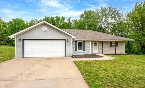 500 Angus Lane, Knob Noster, MO 65336
