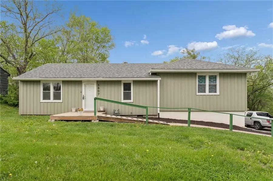 5807 Bennington Avenue, Kansas City, MO 64129 - #2