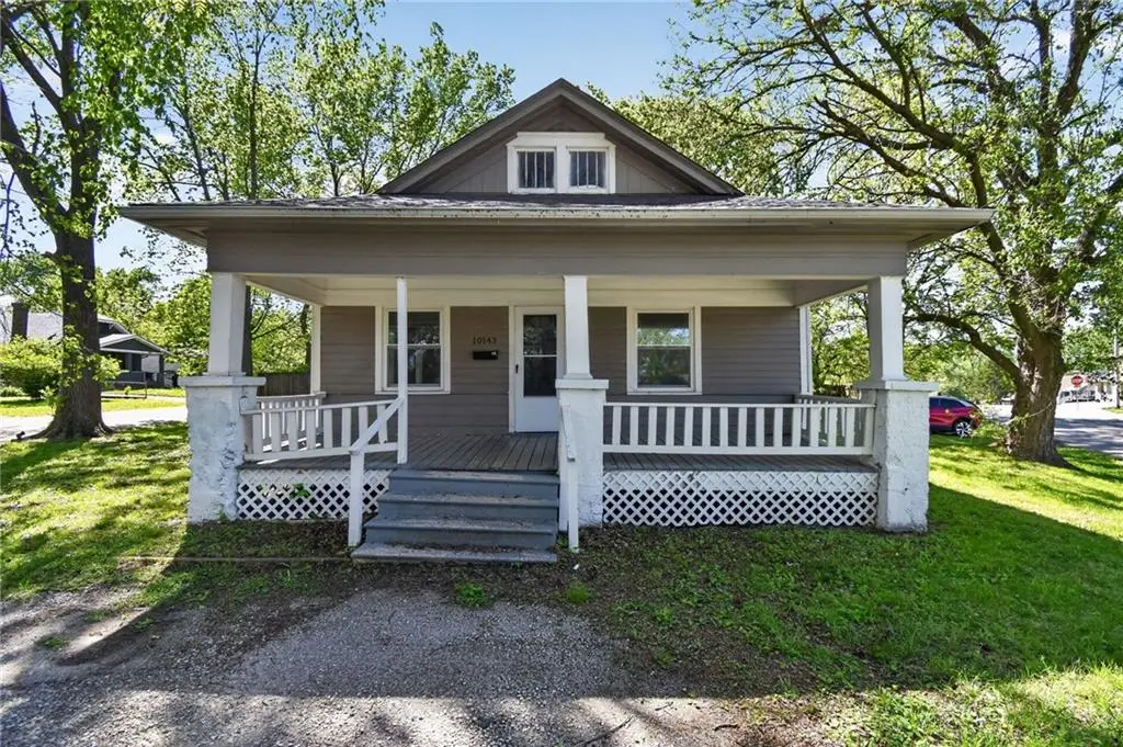 10143 E Golf Avenue, Independence, MO 64053 - #1