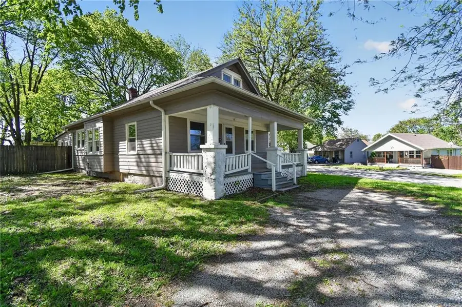 10143 E Golf Avenue, Independence, MO 64053 - #3