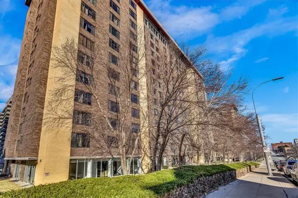 600 E 8th Street #5S, Kansas City, MO 64106