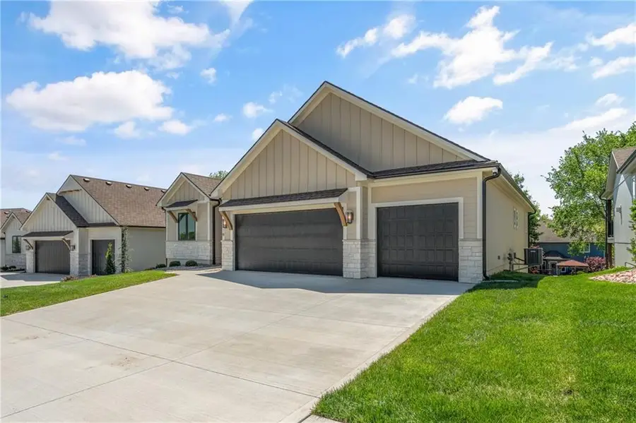 4316 NE Hideaway Drive, Lees Summit, MO 64064 - #2