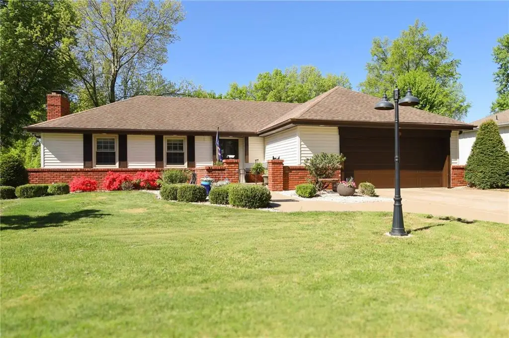 4824 Mockingbird Lane, Saint Joseph, MO 64506 - #1