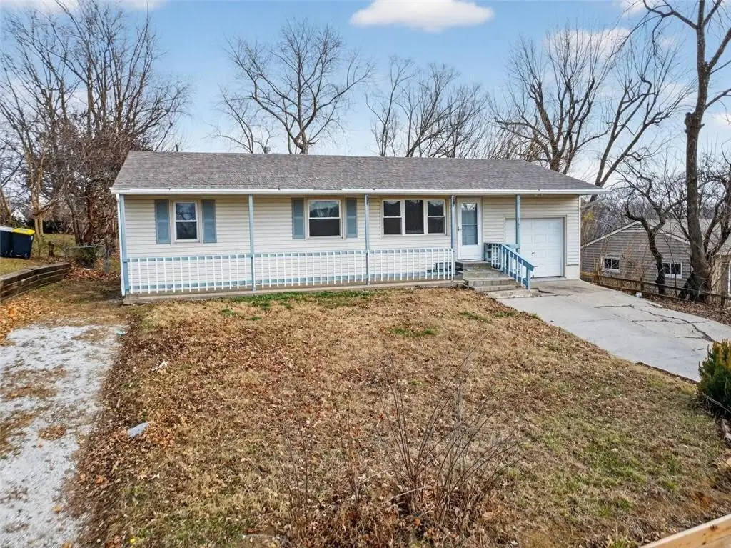 3701 N Cypress Avenue, Kansas City, MO 64117 - #1