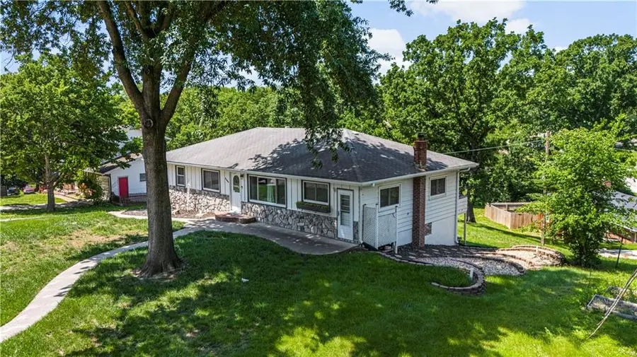 2800 S Cedar Crest Terrace, Independence, MO 64057 - #2