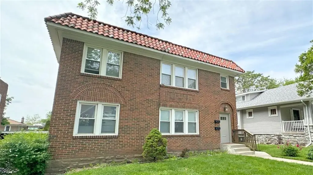 4232 Holly Street, Kansas City, MO 64111 - #1