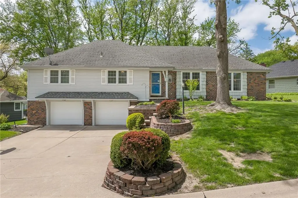 5012 Briarwood Lane, Saint Joseph, MO 64506 - #1